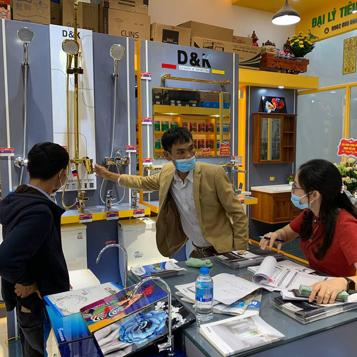 showroom-thiet-bi-ve-sinh-pho-son-thai-binh